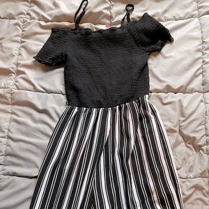 Only worn when trying it on. In great condition!